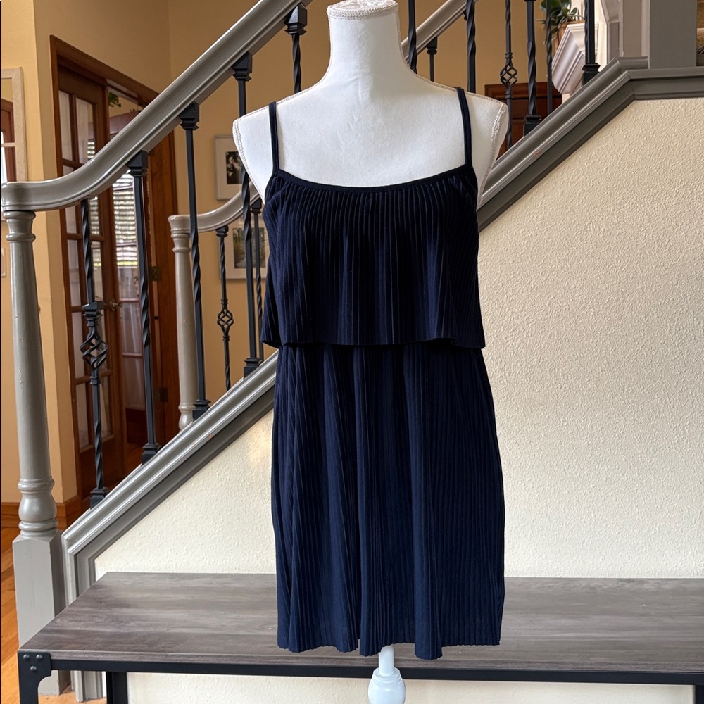 Forever 21 Navy Blue Spaghetti Strap Flowy Dress Size Medium